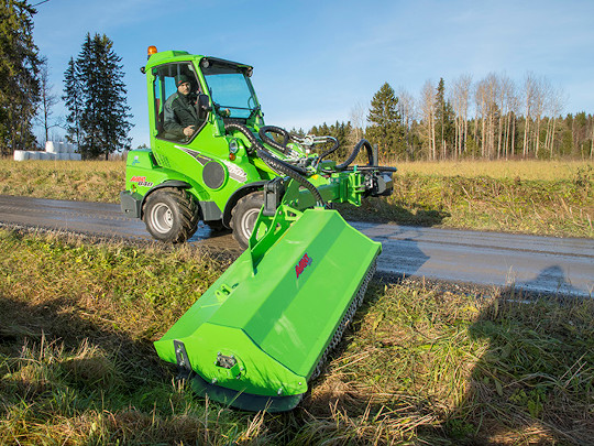 Avant® front loaders - hydraulic boom flail mowers UK Avant sales