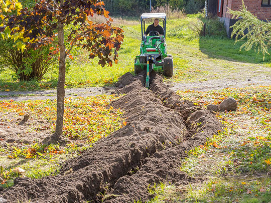 Avant® front loaders - trencher UK Avant sales