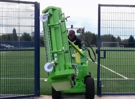 Avant® front loaders - artificial turf attachment UK Avant sales