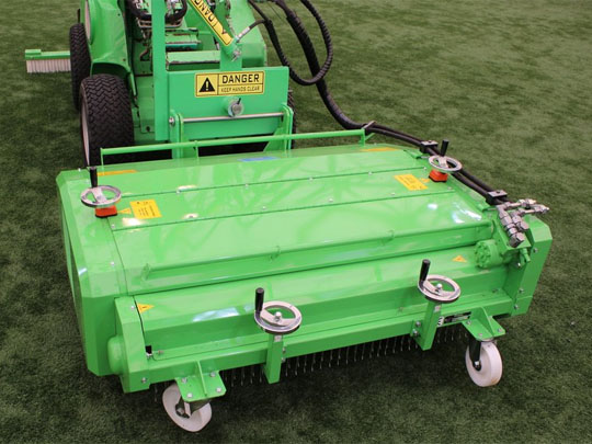 Avant® front loaders - artificial turf attachment UK Avant sales