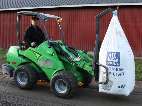 Avant® front loaders - big bag transporter UK Avant sales