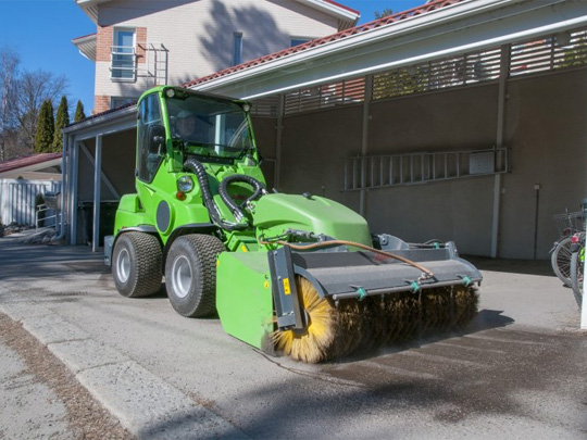 Avant® front loaders - bucket broom UK Avant sales