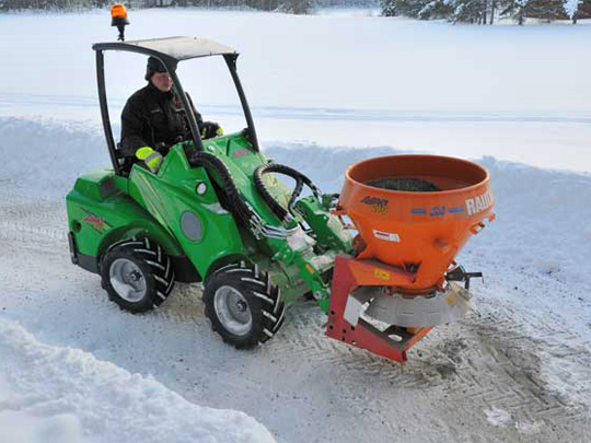 Avant® front loaders - centrifugal sand / salt spreader UK Avant sales