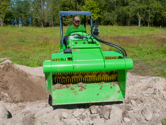 Avant® front loaders - screening bucket UK Avant sales