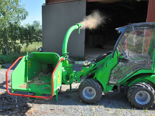 Avant® front loaders - heavy duty wood chipper UK Avant sales