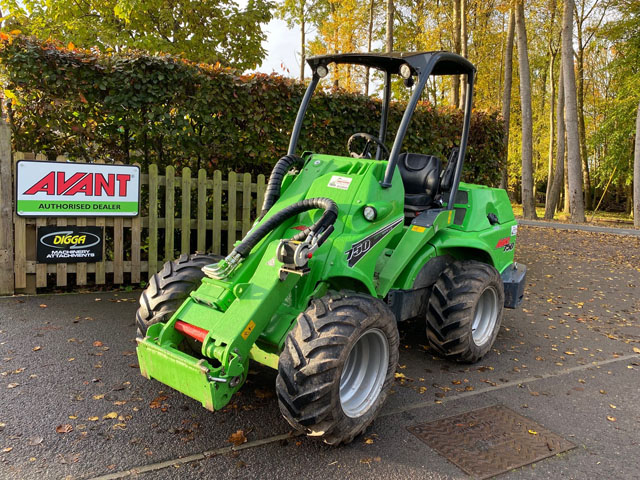 Ex demo Avant 750 for sale UK delivery